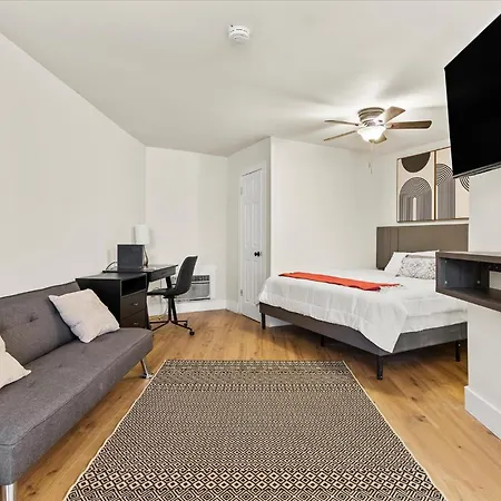 Modern Studio Apartment Near Merrimack Park Huntsville Exterior photo