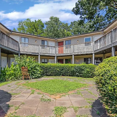 Modern Studio Apartment Near Merrimack Park Huntsville Exterior photo