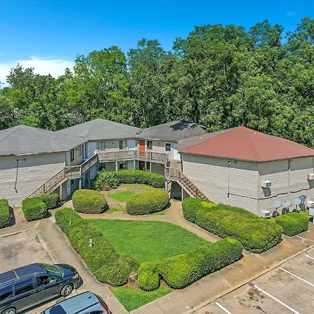 Modern Studio Apartment Near Merrimack Park Huntsville Exterior photo
