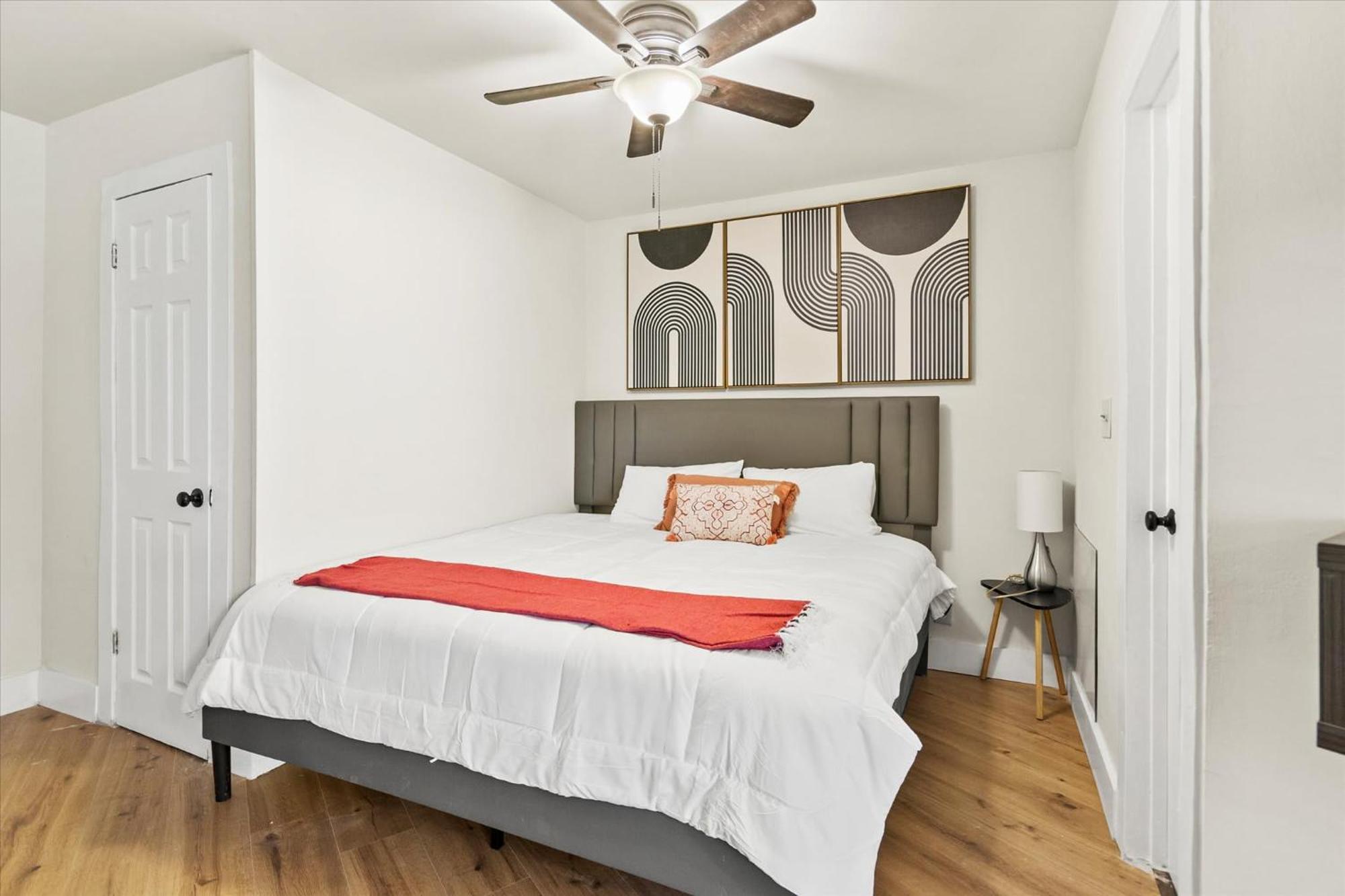 Apartment Modern Near Merrimack Park