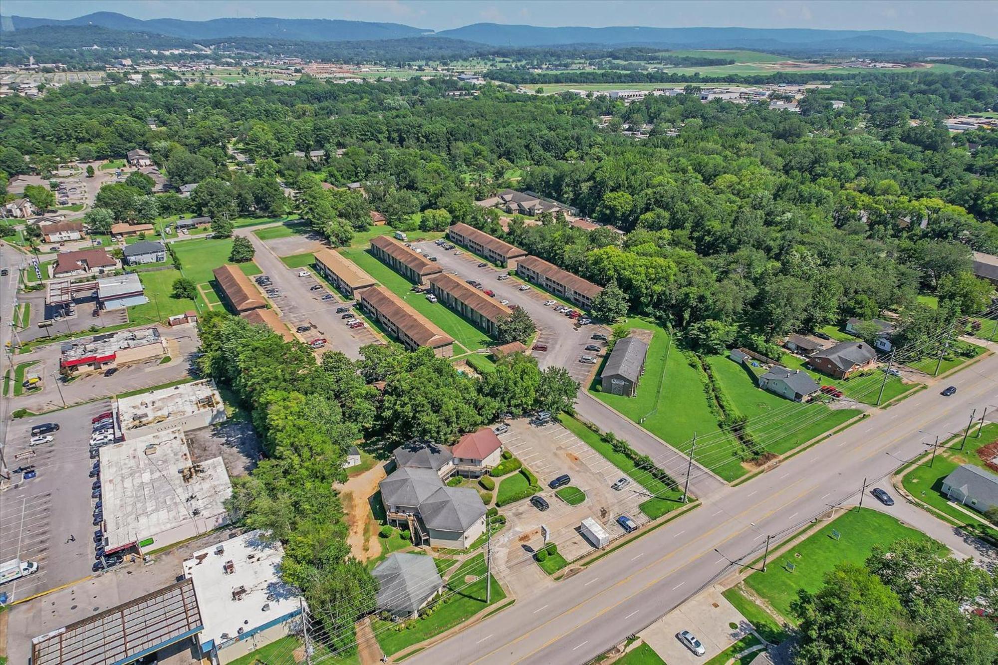 Modern Near Merrimack Park * Huntsville